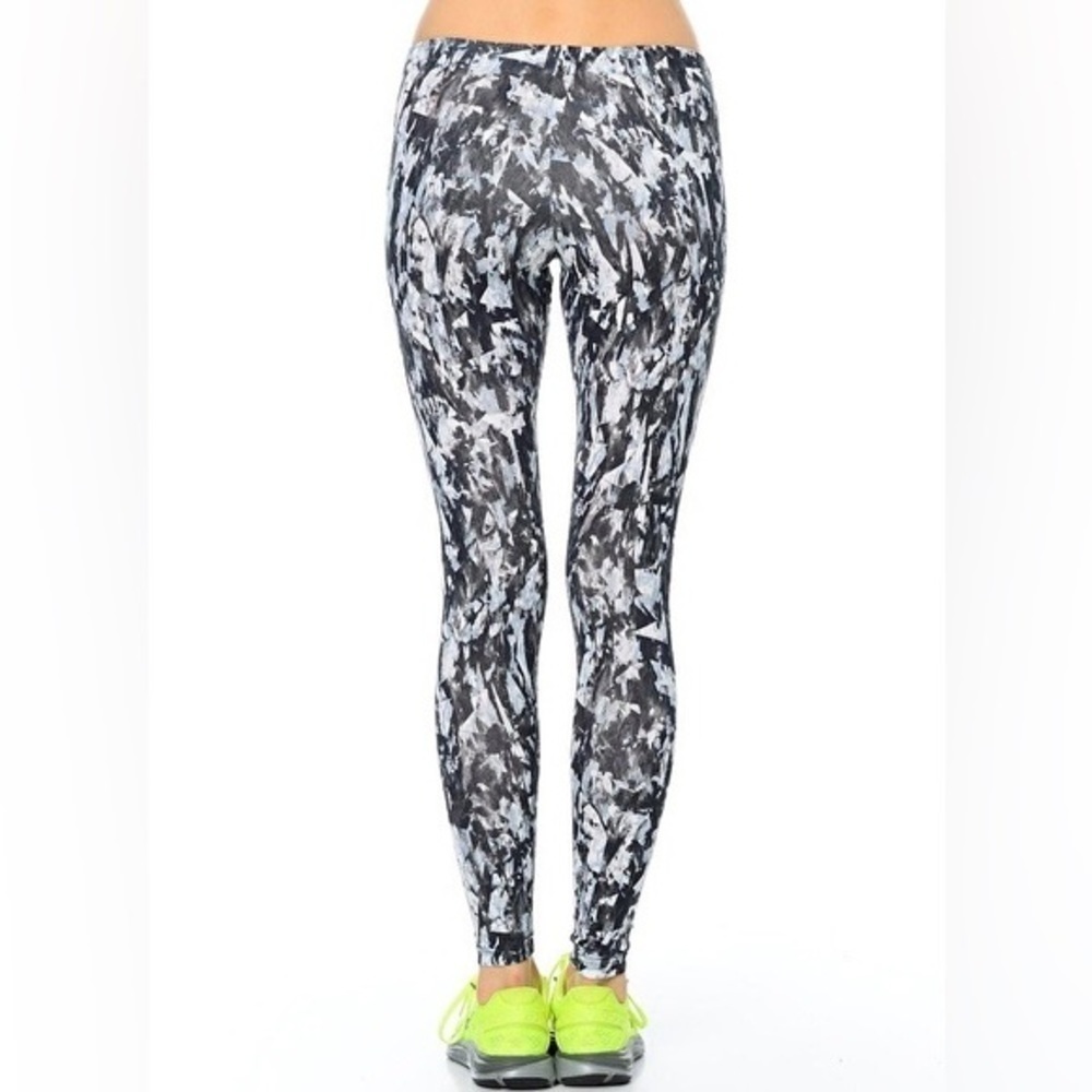 Nike Leg-A-See Mish Mash Leggings Black White Mishmash Print Tights Size XL - Picture 3 of 10